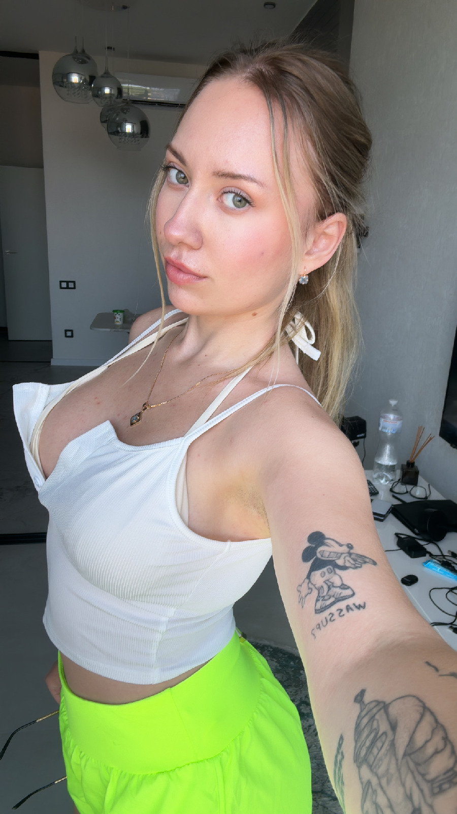 KateV in her underwear in Hamamatsu