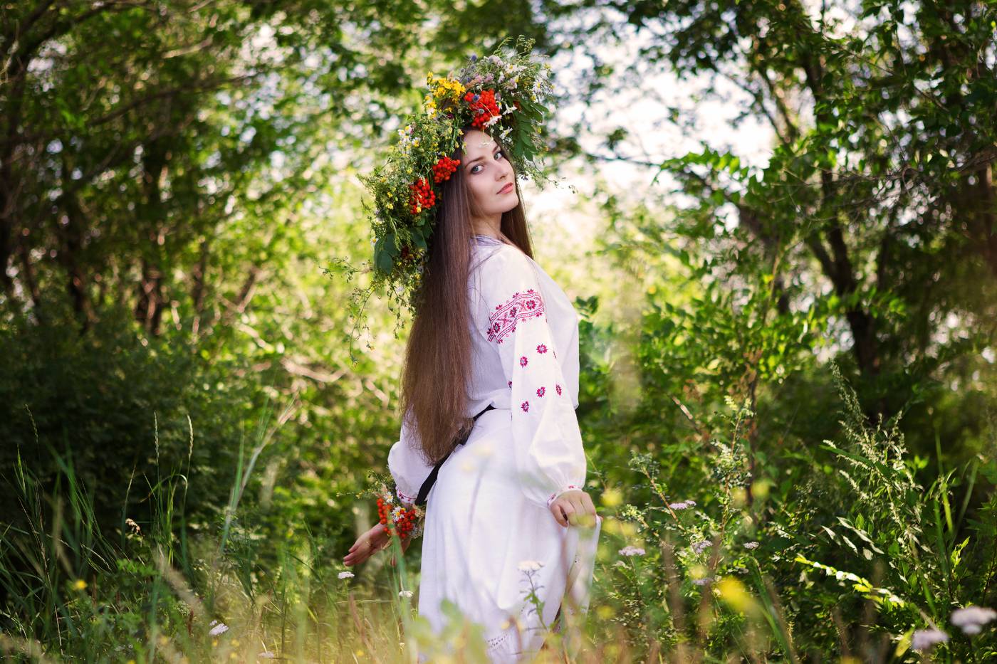 Slavic girls brings the glow — live moments in Hamamatsu