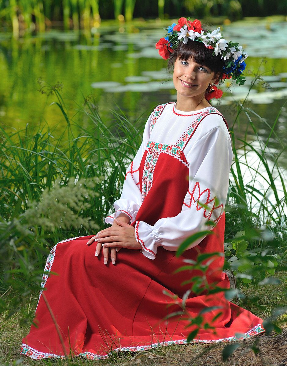 Beautiful girl Girls in Slavic costumes in Hamamatsu
